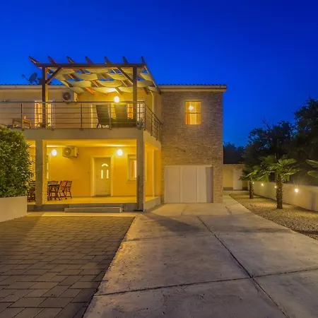 Kosic Villa *